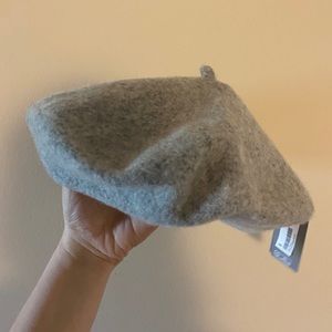 NWT H&M Grey Wool Beret